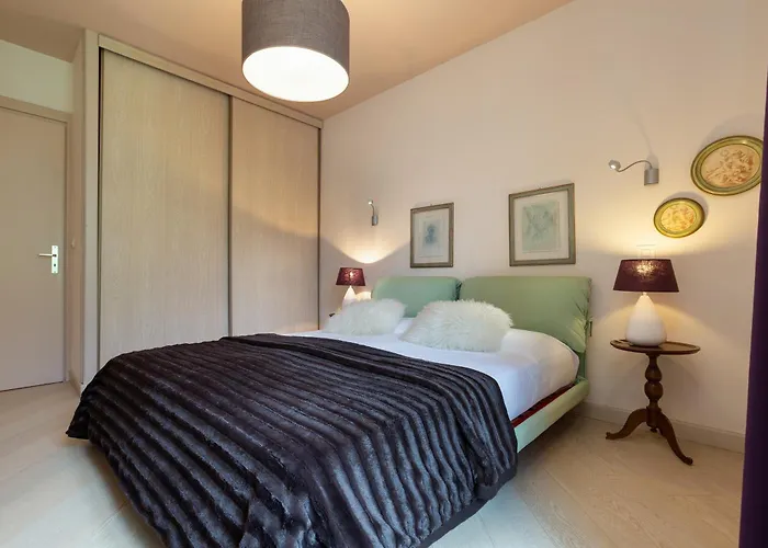 Chez Roberto - Happy * Σαμονί