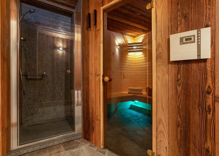 Chez Roberto - Happy * Chamonix